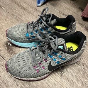 Like New Nikes Size 7.5